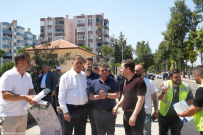 Başkan Tugay’dan Yol Yenileme Sahasına Ziyaret
