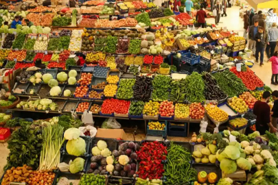 İzmir'de pazar çantaları eskisi kadar dolmuyor