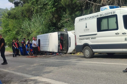 İzmir Kiraz'da Minibüs Devrildi: 1 Ölü, 11 Yaralı
