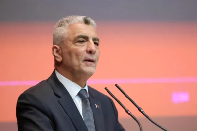 Bakan Bolat'tan 3. çeyrek değerlendirmesi... İhracat beklentisi güçlendi, hedef 282 milyar dolar