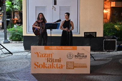 Akustik Yaz Akşamları ile müziğin ritmi Manisa'da