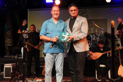 ALİAĞA SANAT GÜNLERİ ŞAKRAN ZEYTİN VE DENİZ FESTİVALİ İLE BAŞLADI