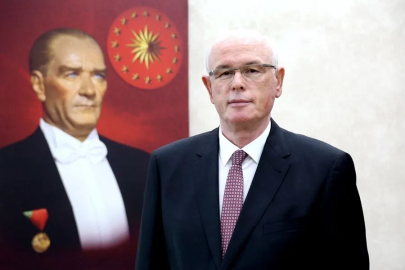 Odunpazarı Belediye Başkanı Kazım Kurt CHP'den istifa etti