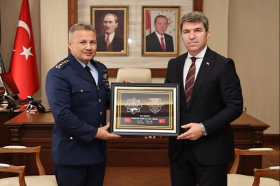 Tuğgeneralliğe terfi etmişti... Türkiye’nin ilk astronotu Amasya’da görevine başladı