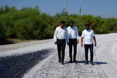 Muğla Milas'ta geniş kapsamlı sathi kaplama çalışması